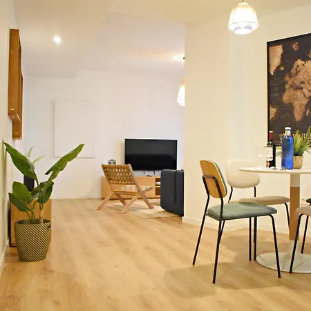 Precioso Apartamento Con Parking En El Centro De Malaga Exterior photo